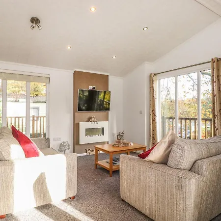 Treetops Windermere