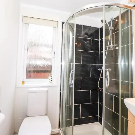 Treetops Holiday home *