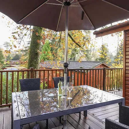 Treetops Holiday home