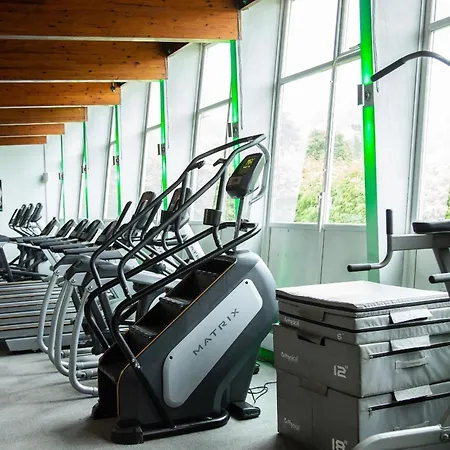 Holiday home Treetops