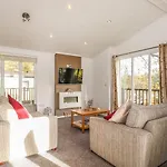 Treetops Windermere